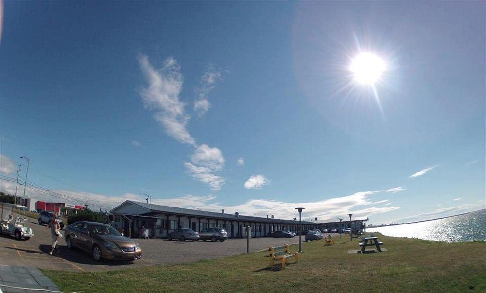 Motel La Marina Matane Zewnętrze zdjęcie